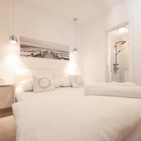 Apartment Floresita *