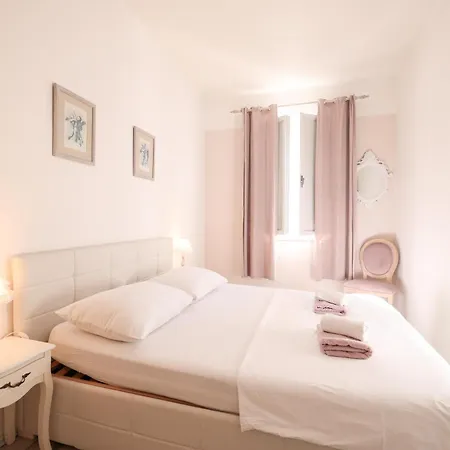 Apartmán Floresita