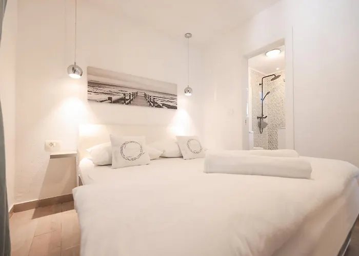 Apartment Floresita *